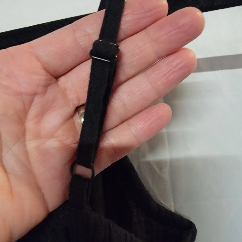 Old Navy Spaghetti Strap Dress In Black. Girls 10/12 Plus